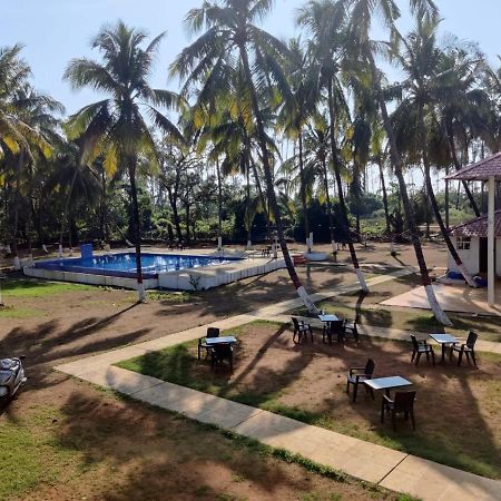 White House Beach Resort, Nagaon Экстерьер фото