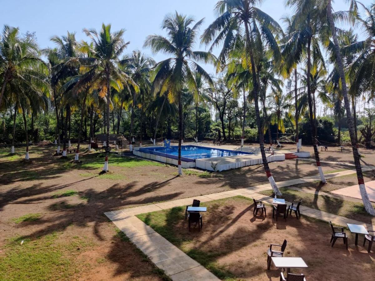 White House Beach Resort, Nagaon Экстерьер фото