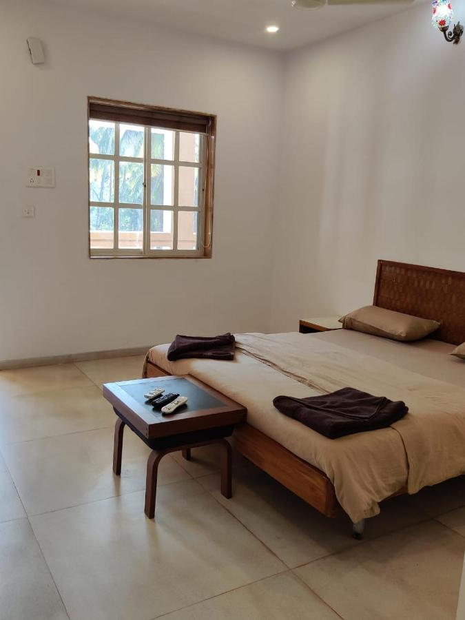 White House Beach Resort, Nagaon Экстерьер фото