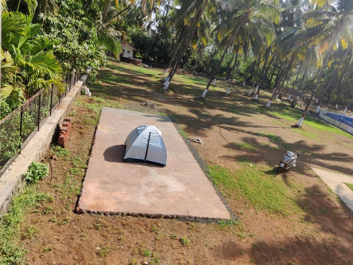 White House Beach Resort, Nagaon Экстерьер фото