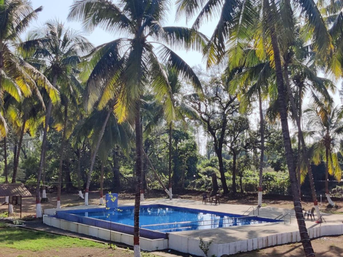 White House Beach Resort, Nagaon Экстерьер фото