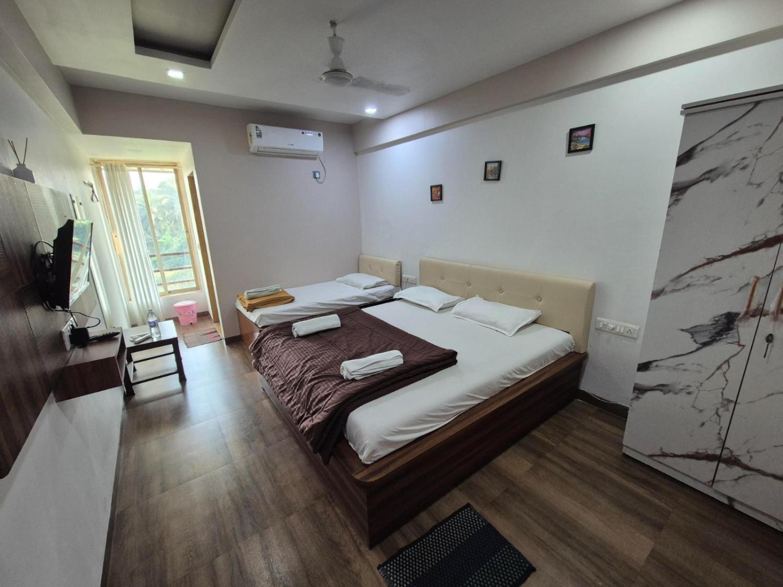White House Beach Resort, Nagaon Экстерьер фото